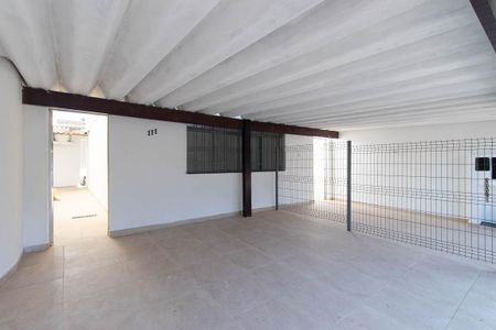 Casa à venda com 213m², 5 quartos e 3 vagasGaragem casa 1