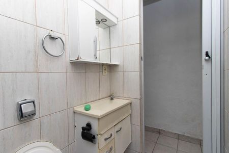 Casa à venda com 213m², 5 quartos e 3 vagasBanheiro - Casa 2