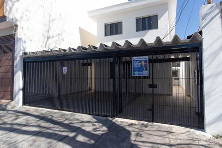 Casa à venda com 213m², 5 quartos e 3 vagasFachada