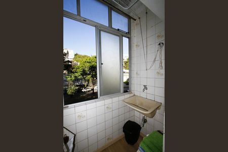 Apartamento à venda com 65m², 3 quartos e 1 vagaÁrea de Serviço