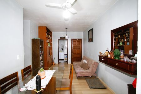 Apartamento à venda com 65m², 3 quartos e 1 vagaSala