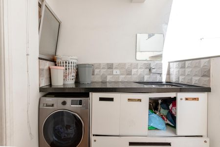 Casa à venda com 112m², 2 quartos e 2 vagasLavanderia