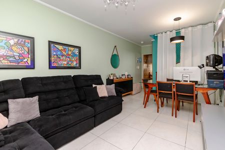 Sala de casa à venda com 2 quartos, 112m² em Jardim Aeroporto, São Paulo