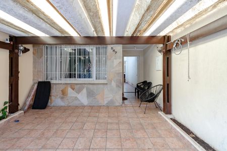 Casa à venda com 112m², 2 quartos e 2 vagasGaragem