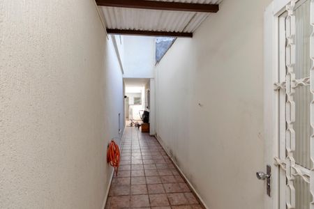 Casa à venda com 112m², 2 quartos e 2 vagasCorredor