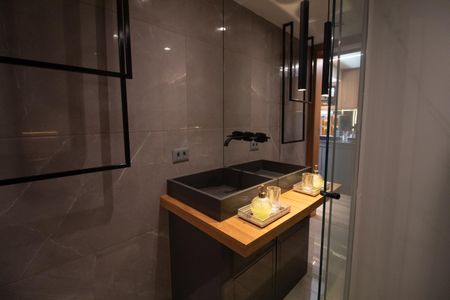 Studio para alugar com 28m², 1 quarto e sem vaga Studio para alugar com 28m², 1 quarto e sem vagaBanheiro