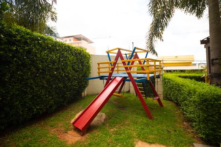 Apartamento à venda com 60m², 3 quartos e 1 vaga Apartamento à venda com 60m², 3 quartos e 1 vagaÁrea comum - Playground