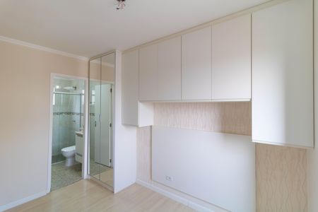 Apartamento à venda com 60m², 3 quartos e 1 vaga Apartamento à venda com 60m², 3 quartos e 1 vagaSuíte