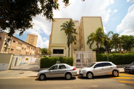 Apartamento à venda com 60m², 3 quartos e 1 vaga Apartamento à venda com 60m², 3 quartos e 1 vagaFachada