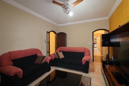 Casa à venda com 350m², 3 quartos e 3 vagasCasa 1 - Sala