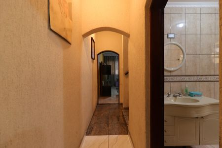 Casa à venda com 350m², 3 quartos e 3 vagasCasa 1 - Corredor do 1º piso