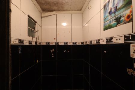 Casa à venda com 350m², 3 quartos e 3 vagasCasa 3 - Banheiro 2