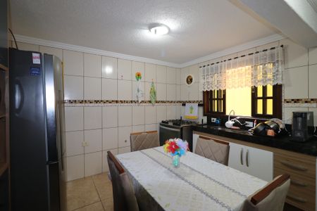 Casa à venda com 350m², 3 quartos e 3 vagasCasa 2 - Cozinha
