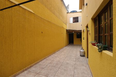 Casa à venda com 350m², 3 quartos e 3 vagasQuintal