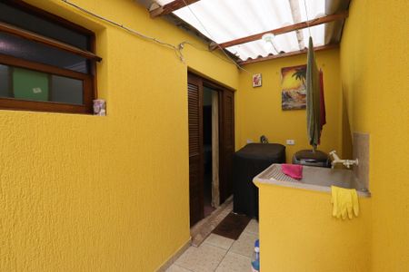 Casa à venda com 350m², 3 quartos e 3 vagasCasa 2 - Área de Serviço