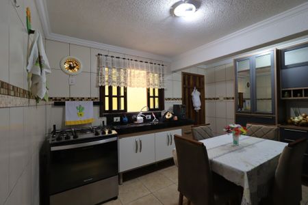 Casa à venda com 350m², 3 quartos e 3 vagasCasa 2 - Cozinha
