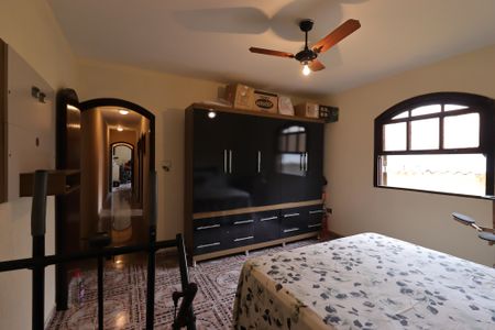 Casa à venda com 350m², 3 quartos e 3 vagasCasa 1 - Quarto 1