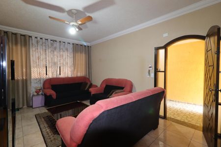 Casa à venda com 350m², 3 quartos e 3 vagasCasa 1 - Sala