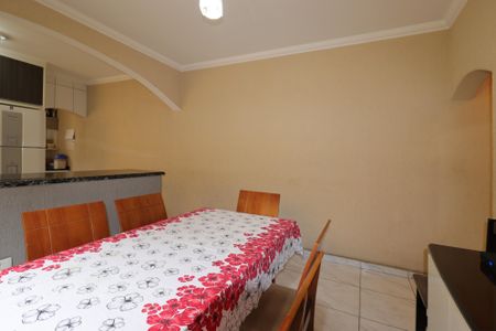 Casa à venda com 350m², 3 quartos e 3 vagasCasa 1 - Cozinha - Copa