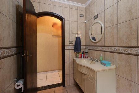 Casa à venda com 350m², 3 quartos e 3 vagasCasa 1 - Banheiro do 1º Piso