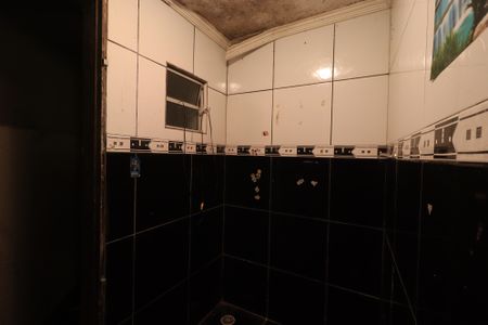 Casa à venda com 350m², 3 quartos e 3 vagasCasa 3 - Banheiro 2