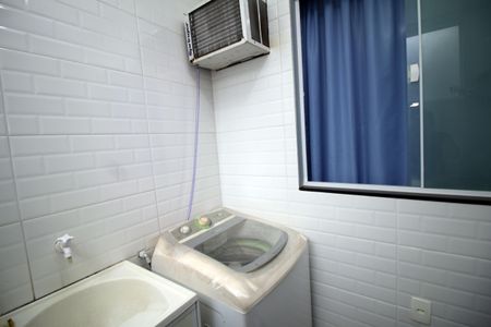 Casa à venda com 97m², 3 quartos e sem vagaÁrea de Serviço