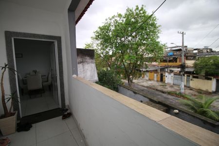 Casa à venda com 97m², 3 quartos e sem vagaVaranda