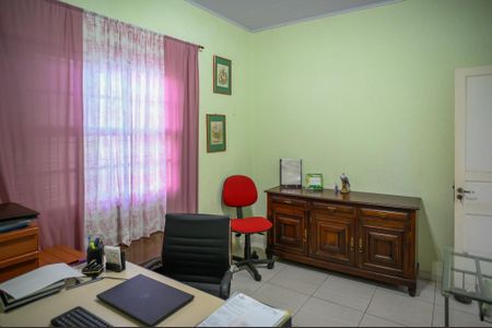 Casa à venda com 290m², 3 quartos e 2 vagasQuarto 3