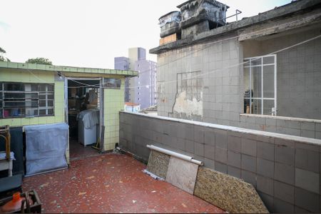 Casa à venda com 290m², 3 quartos e 2 vagasÁrea de Serviço