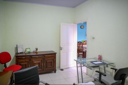 Casa à venda com 290m², 3 quartos e 2 vagasQuarto 3