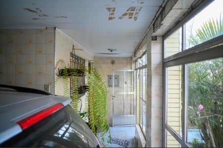 Casa à venda com 290m², 3 quartos e 2 vagasGaragem
