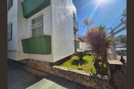 Apartamento à venda com 150m², 3 quartos e 2 vagas Apartamento à venda com 150m², 3 quartos e 2 vagasÁrea comum