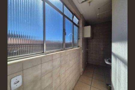 Apartamento à venda com 150m², 3 quartos e 2 vagas Apartamento à venda com 150m², 3 quartos e 2 vagasÁrea de Serviço