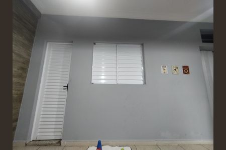 Casa para alugar com 250m², 3 quartos e 2 vagas Casa para alugar com 250m², 3 quartos e 2 vagasEdícula