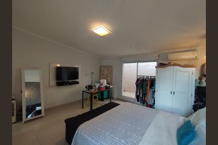 Casa para alugar com 250m², 3 quartos e 2 vagas Casa para alugar com 250m², 3 quartos e 2 vagasSuíte 3