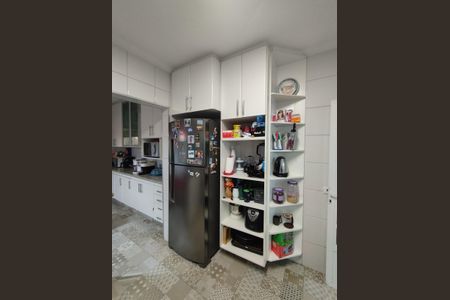 Casa para alugar com 250m², 3 quartos e 2 vagas Casa para alugar com 250m², 3 quartos e 2 vagasCozinha