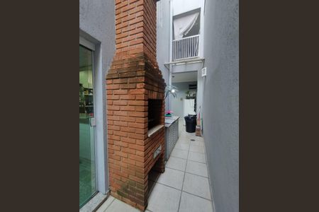 Casa para alugar com 250m², 3 quartos e 2 vagas Casa para alugar com 250m², 3 quartos e 2 vagasQuintal