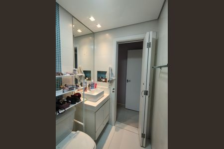 Casa para alugar com 250m², 3 quartos e 2 vagas Casa para alugar com 250m², 3 quartos e 2 vagasBanheiro Suíte 2