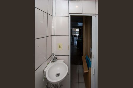 Casa à venda com 230m², 4 quartos e 2 vagasBanheiro 2 - Casa 2