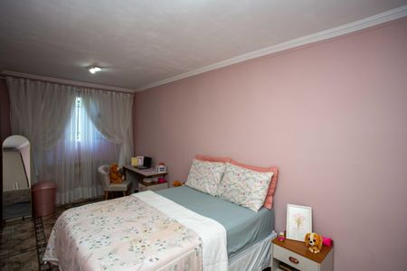 Casa à venda com 230m², 4 quartos e 2 vagasQuarto 2 - casa 1