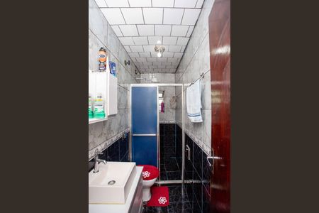 Casa à venda com 230m², 4 quartos e 2 vagasBanheiro - Casa 1