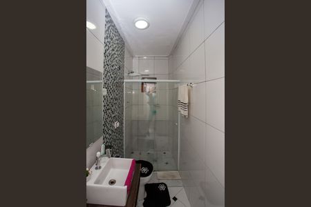 Casa à venda com 230m², 4 quartos e 2 vagasBanheiro - Casa 2