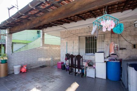 Casa à venda com 230m², 4 quartos e 2 vagasÁrea de Serviço