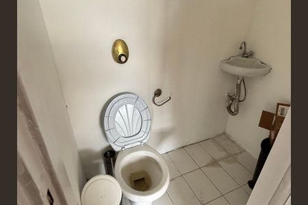 Apartamento para alugar com 105m², 2 quartos e 1 vagaBanheiro de Serviço