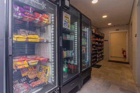 Apartamento para alugar com 27m², 1 quarto e sem vaga Apartamento para alugar com 27m², 1 quarto e sem vagaÁrea comum - Mercadinho