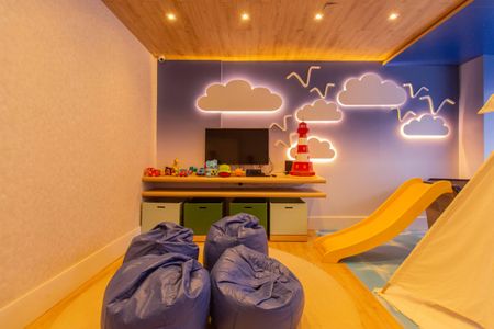 Apartamento para alugar com 27m², 1 quarto e sem vaga Apartamento para alugar com 27m², 1 quarto e sem vagaÁrea comum - Brinquedoteca