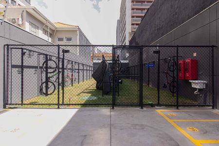 Apartamento para alugar com 27m², 1 quarto e sem vaga Apartamento para alugar com 27m², 1 quarto e sem vagaÁrea comum - Bicicletário