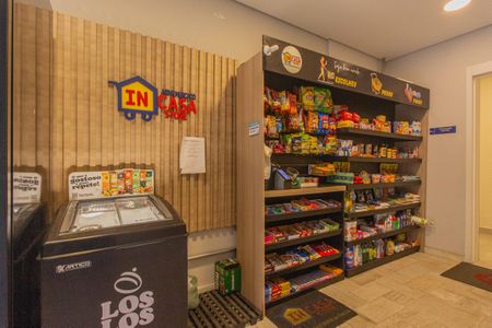 Apartamento para alugar com 27m², 1 quarto e sem vaga Apartamento para alugar com 27m², 1 quarto e sem vagaÁrea comum - Mercadinho