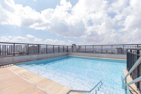 Apartamento para alugar com 27m², 1 quarto e sem vaga Apartamento para alugar com 27m², 1 quarto e sem vagaÁrea comum - Piscina