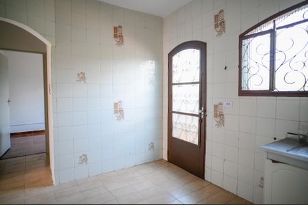 Casa para alugar com 75m², 2 quartos e 1 vaga Casa para alugar com 75m², 2 quartos e 1 vagaCozinha